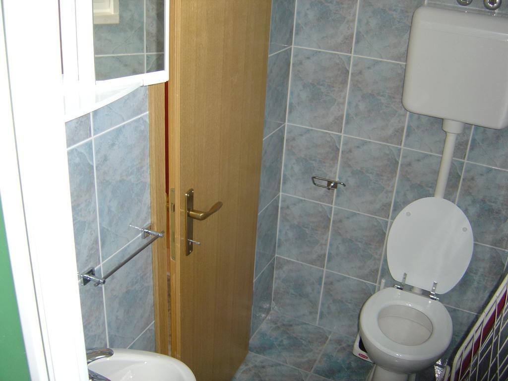 Apartments Kairos - Bili 9 Kaštela Camera foto