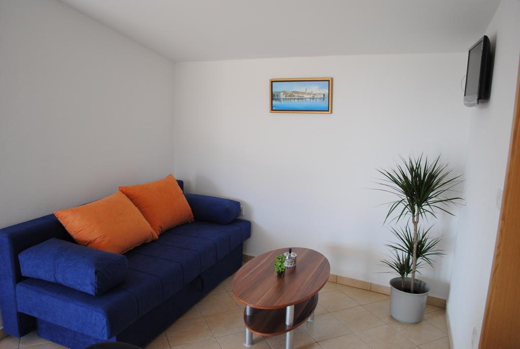 Apartments Kairos - Bili 9 Kaštela Camera foto