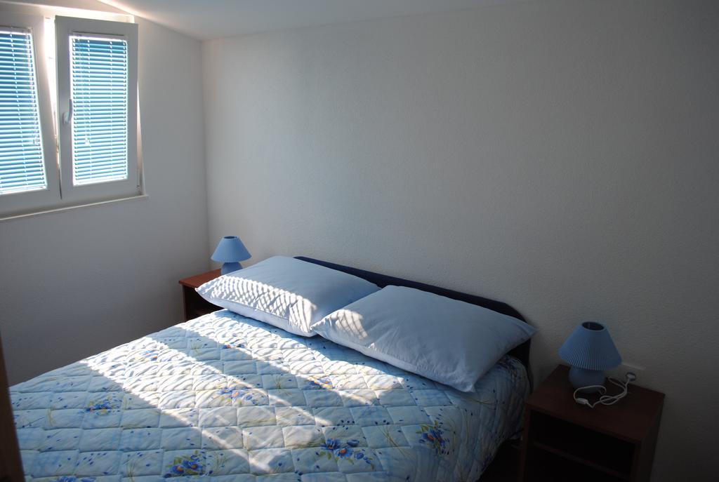 Apartments Kairos - Bili 9 Kaštela Camera foto